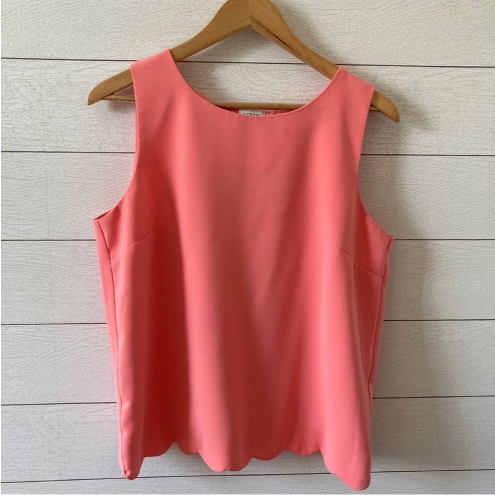 Women’s J. Crew scalloped hem split back tank in coral, Sz S
